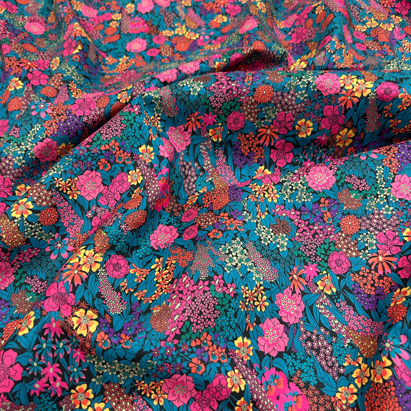 Lightweight Vibrant Floral 60S Cotton - Colorful Bloom Flower Print